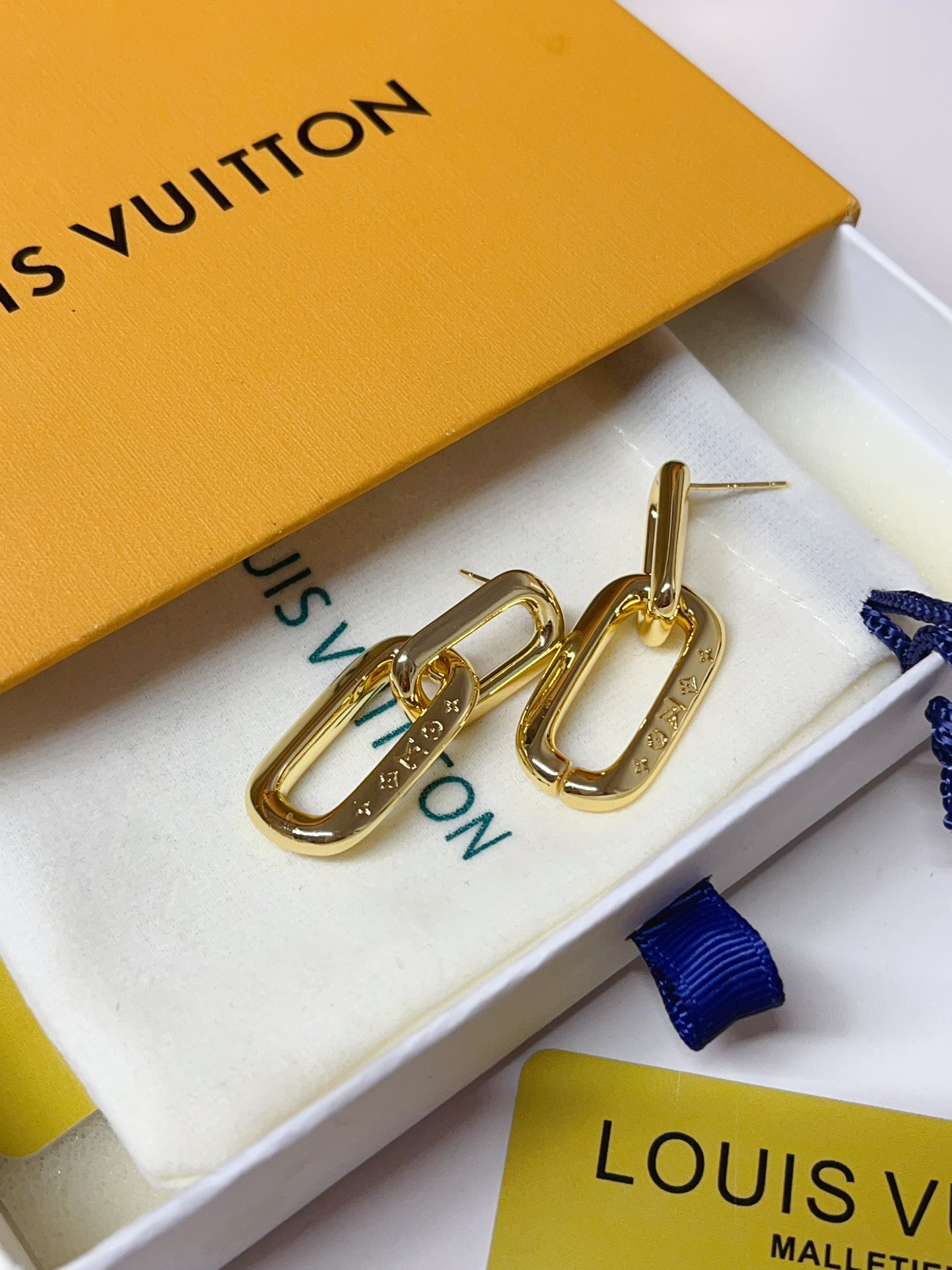 High   Quality   Fashion     Earring    011142
