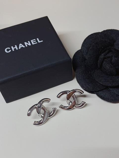 High   Quality   Fashion     Earring    011144