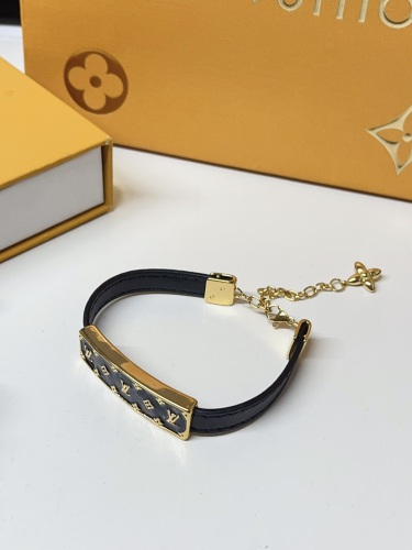 High   Quality   Fashion     Bracelet   01443