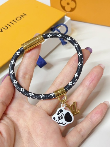 High   Quality   Fashion     Bracelet   01445