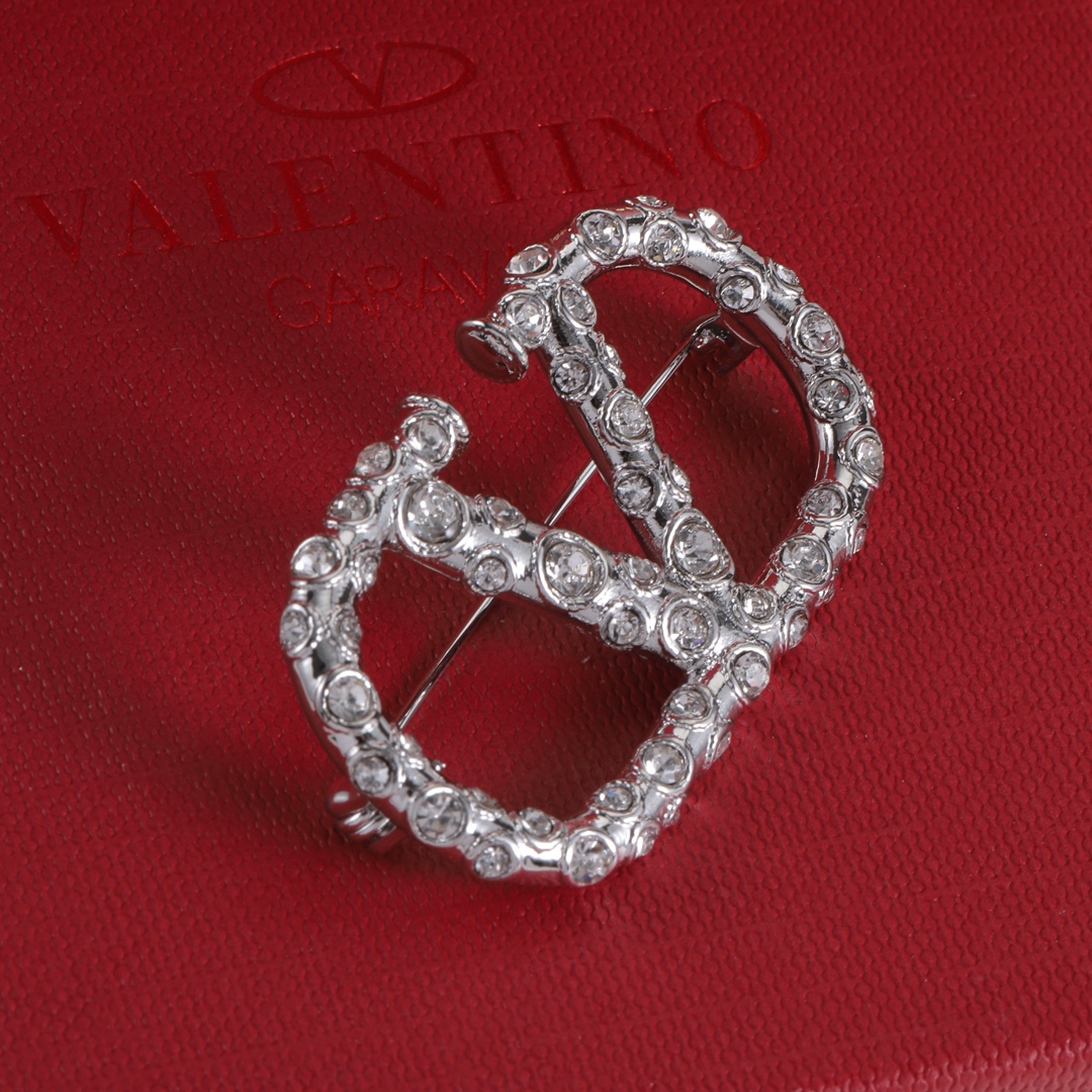 High Quality Fashion Jewelry  Brooch  0606105