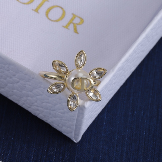 High Quality Fashion Jewelry  Ring  0606008