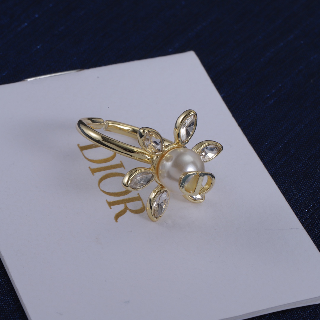 High Quality Fashion Jewelry  Ring  0606008