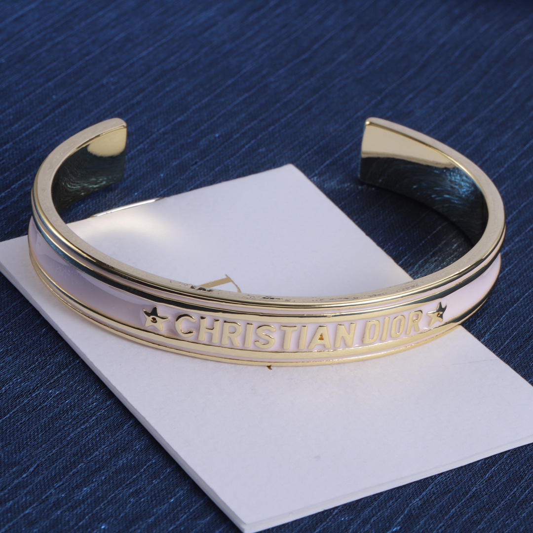 High Quality Fashion Jewelry  Bracelet  0606079
