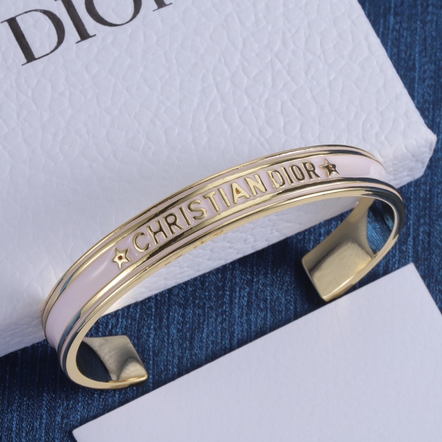 High Quality Fashion Jewelry  Bracelet  0606079