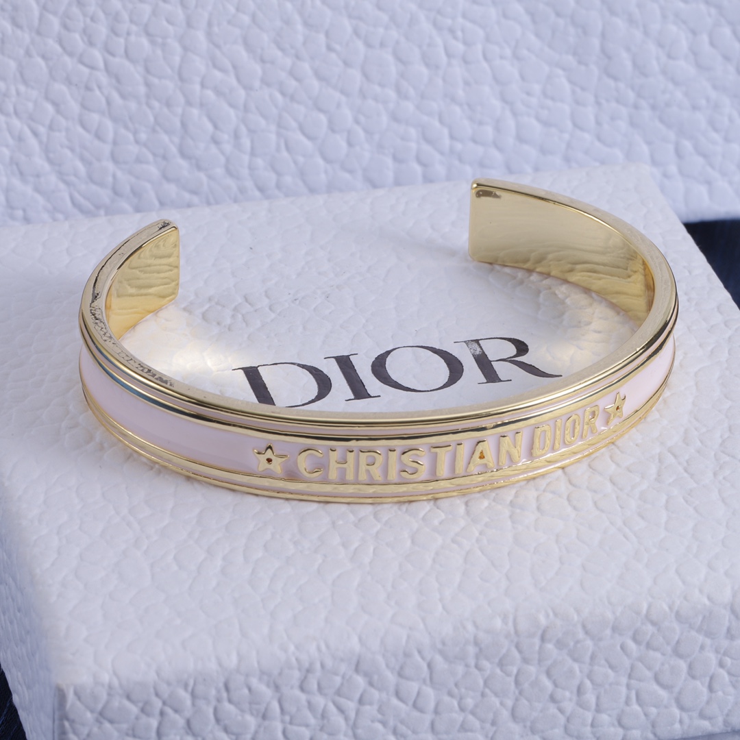 High Quality Fashion Jewelry  Bracelet  0606079