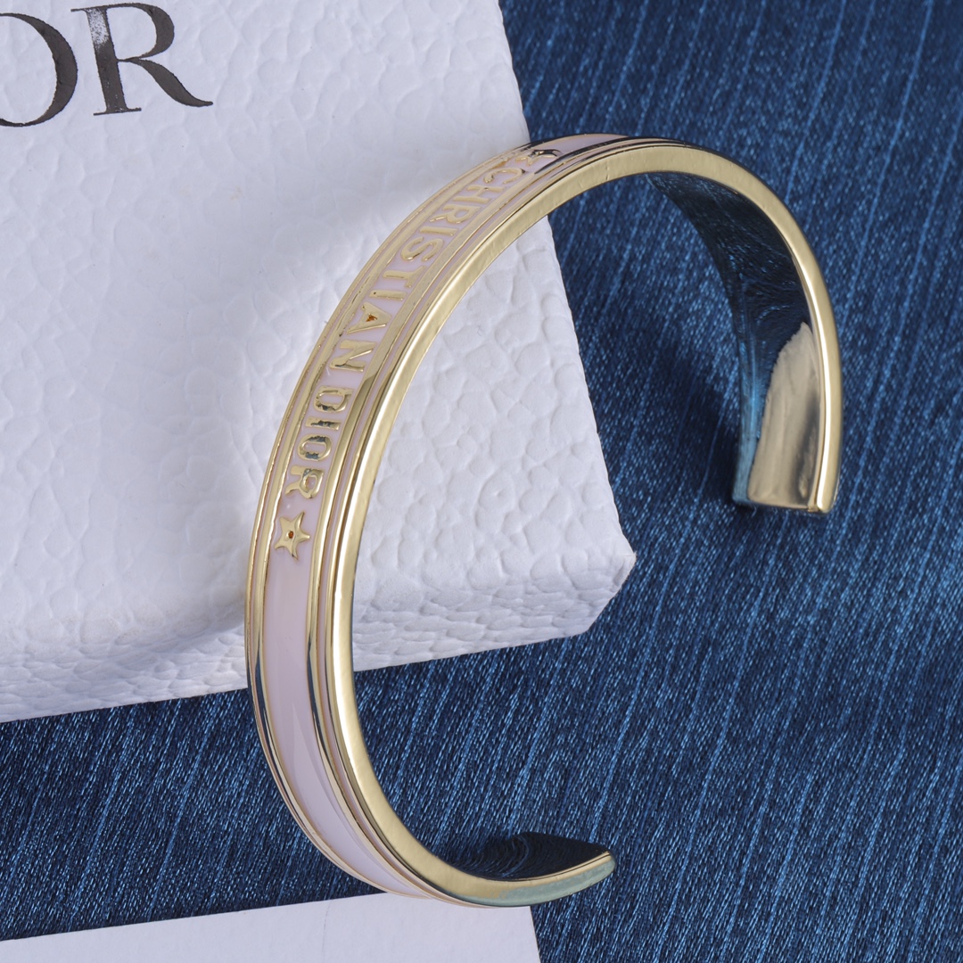 High Quality Fashion Jewelry  Bracelet  0606079