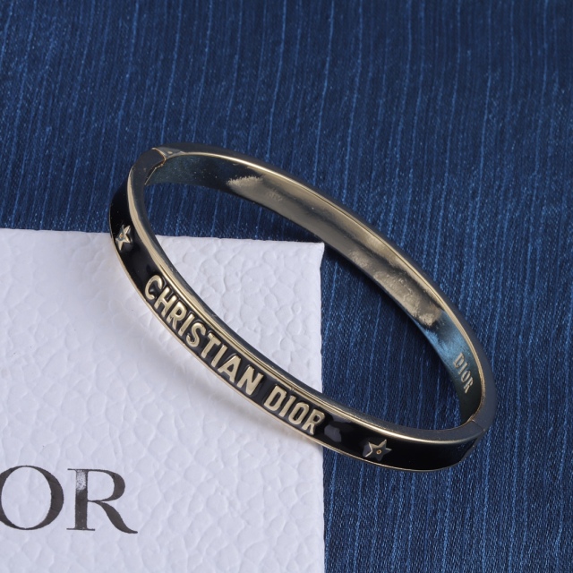High Quality Fashion Jewelry  Bracelet  0606130