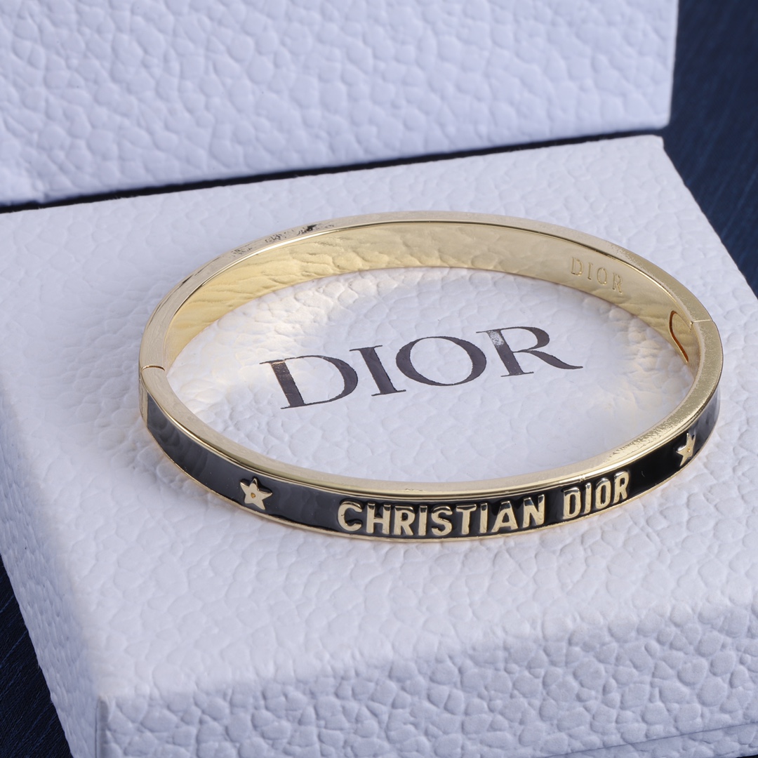 High Quality Fashion Jewelry  Bracelet  0606130