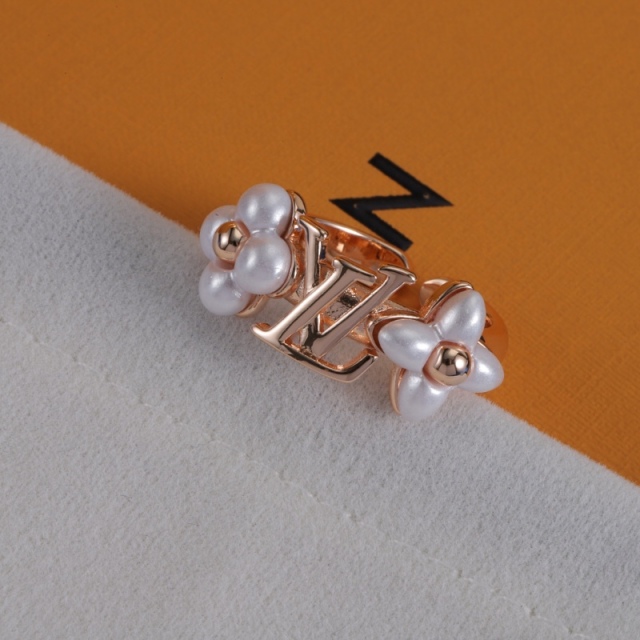 High Quality Fashion Jewelry  Ring  0828002