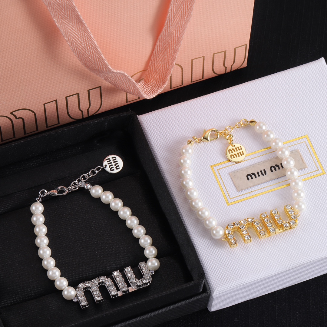 High Quality Fashion Jewelry  Bracelet  1013046