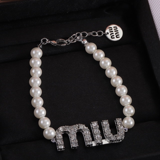 High Quality Fashion Jewelry  Bracelet  1013046