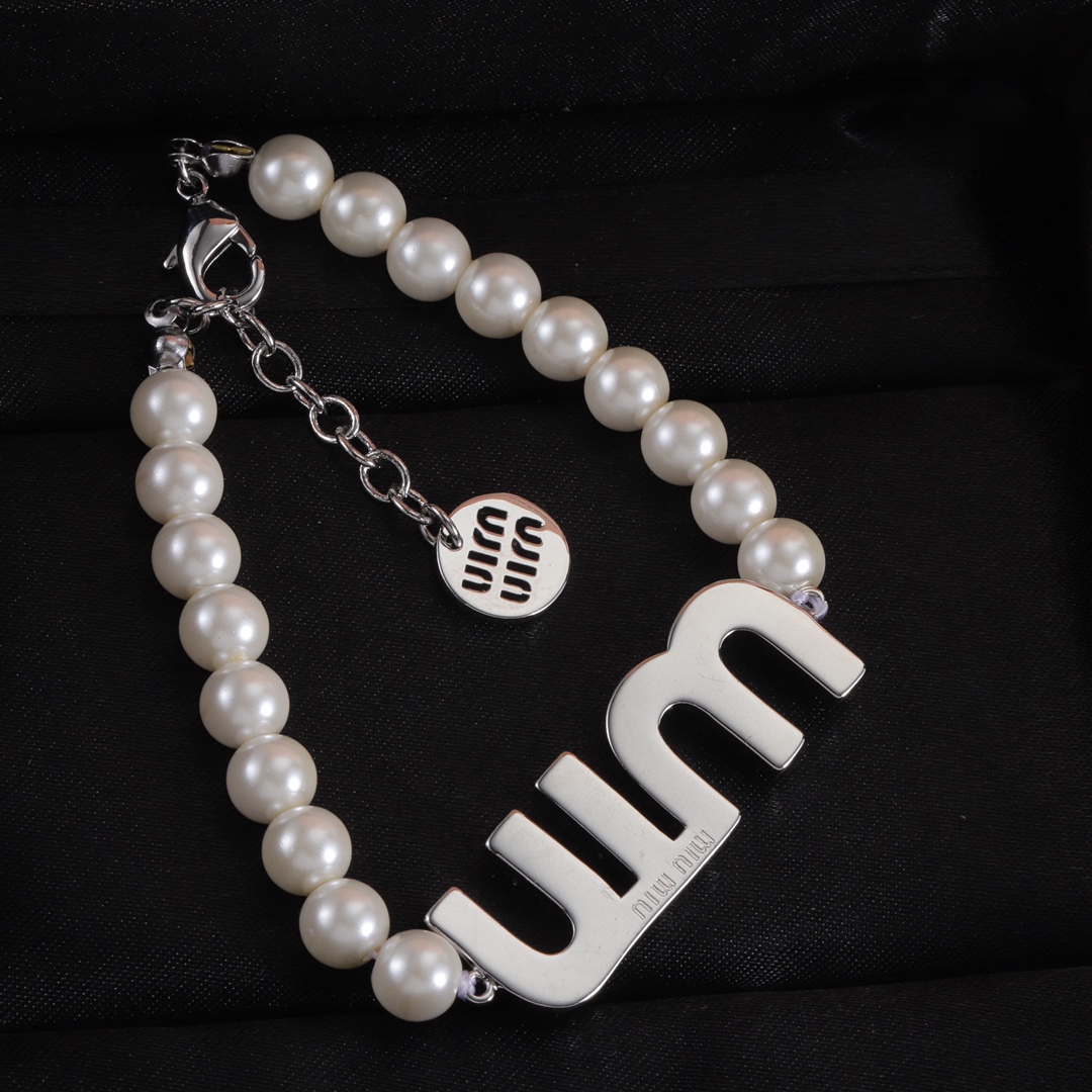 High Quality Fashion Jewelry  Bracelet  1013046