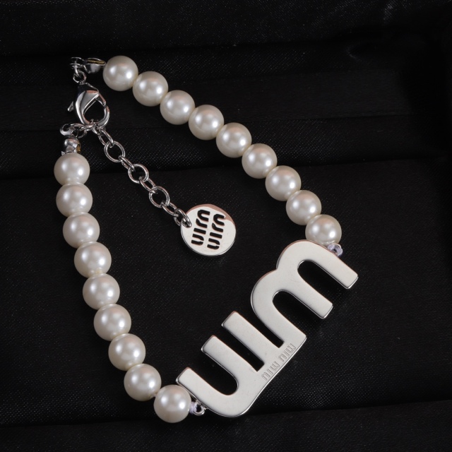 High Quality Fashion Jewelry  Bracelet  1013046