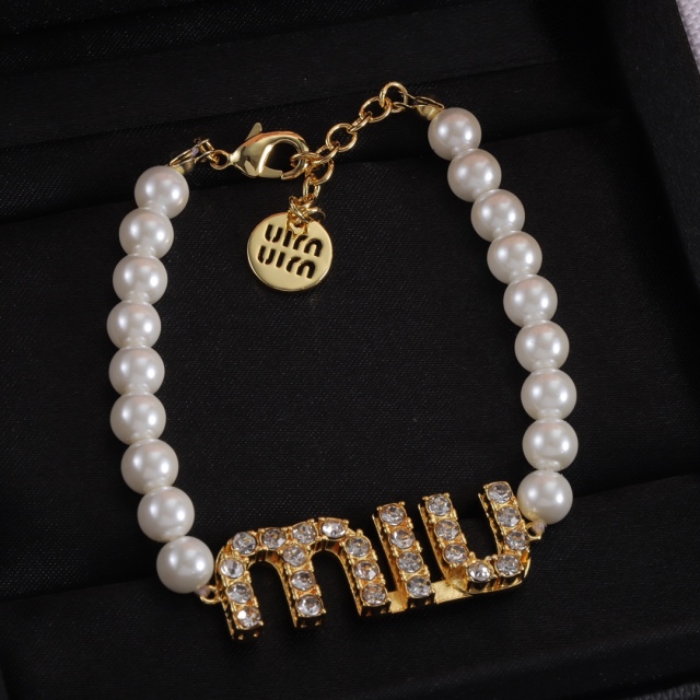 High Quality Fashion Jewelry  Bracelet  1013046