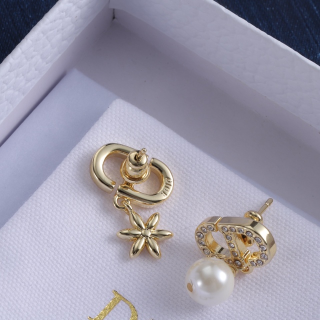 High Quality Fashion Jewelry  Earrings  091122012
