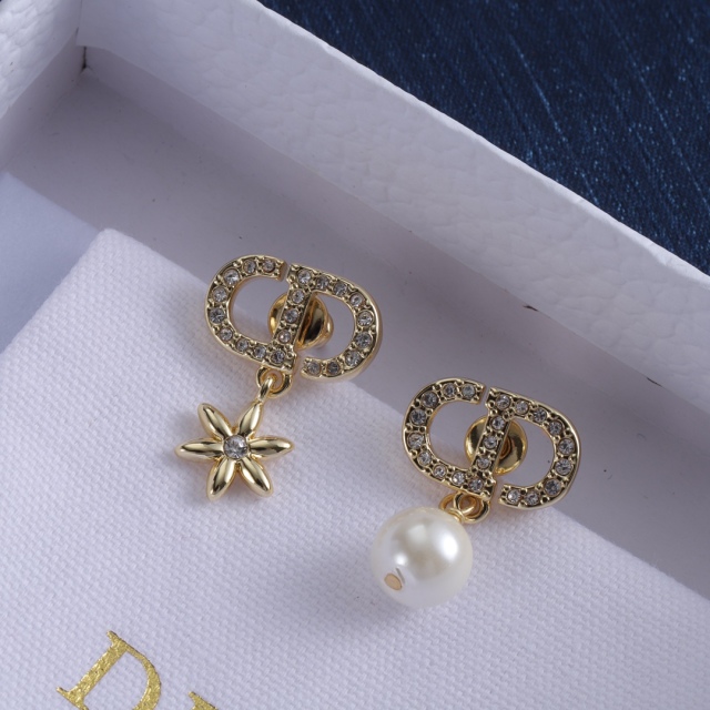 High Quality Fashion Jewelry  Earrings  091122012