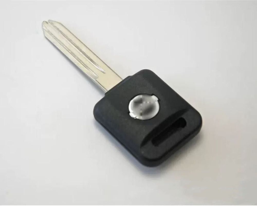 For Nissan Teana Versa Car Remote Transponder Key Shell with logo