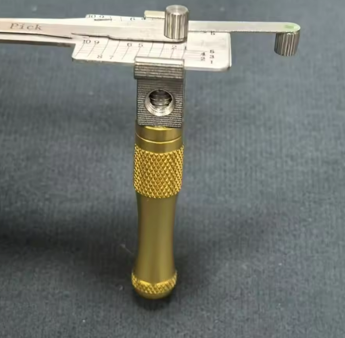 Universal 2-in-1 Multi-functional Extension Rod Perfectly solves the problem of lishi tools obstructing the view