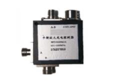 BPD2GI-AC 固定增益平衡放大光电探测器，0.01-2500MHz，铟镓砷，800 - 1700 nm,AC交流流输出