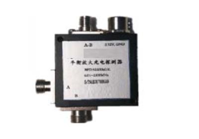 BPD2GI-AC 固定增益平衡放大光电探测器，0.01-2500MHz，铟镓砷，800 - 1700 nm,AC交流流输出