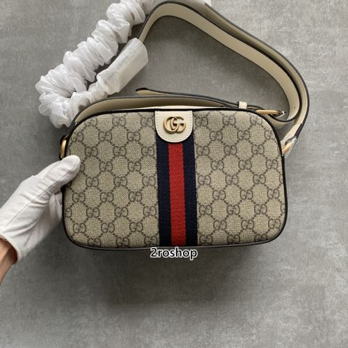 구찌오피디아크로스백화이트