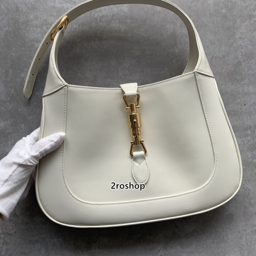 구찌재키호보백스몰화이트