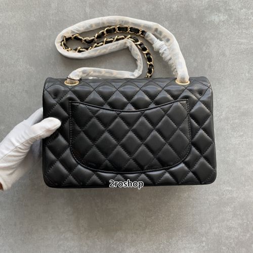 샤넬클래식스몰램스킨블랙금장