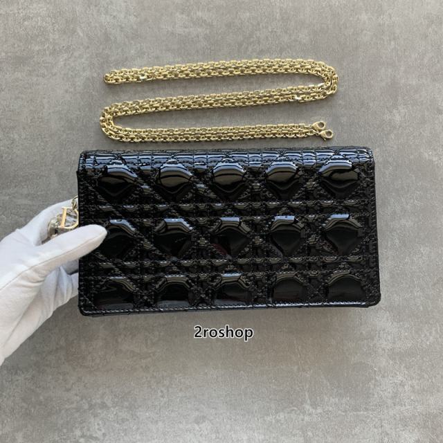 디오레이디woc페이턴트체인백