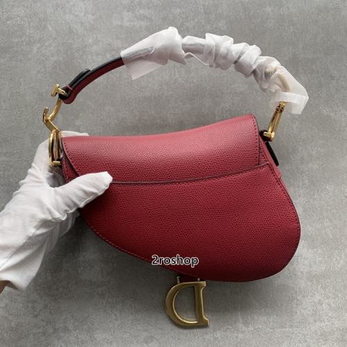 디올새들백미니