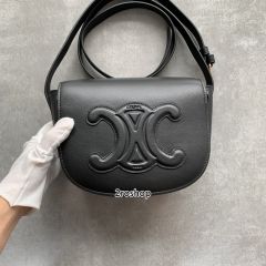 셀린느폴코백 (CUIR트리오페)