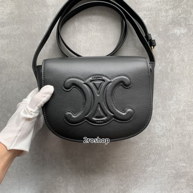 셀린느폴코백 (CUIR트리오페)