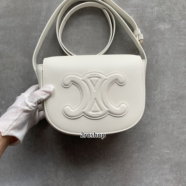 셀린느폴코백 (CUIR트리오페)