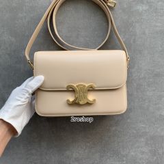 셀린느트리오페틴사이즈