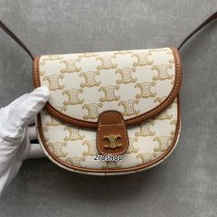 셀린느트리오페베사체