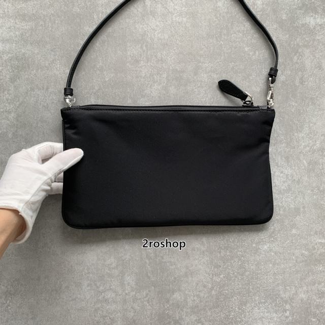 프라다숄더백