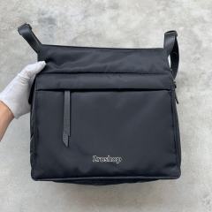 프라다나일론숄더백