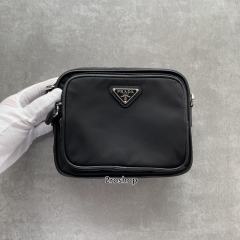 프라다벨라카메라크로스백