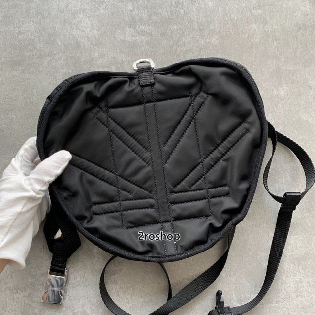 프라다강아지베스트조끼하네스애견