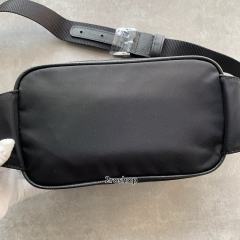 프라다나일론숄더백
