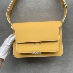 마르니트렁크백미듐