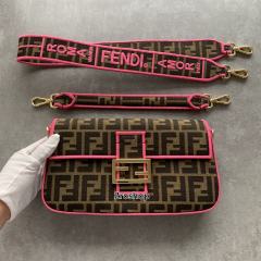 펜디캔버스바게트백미듐