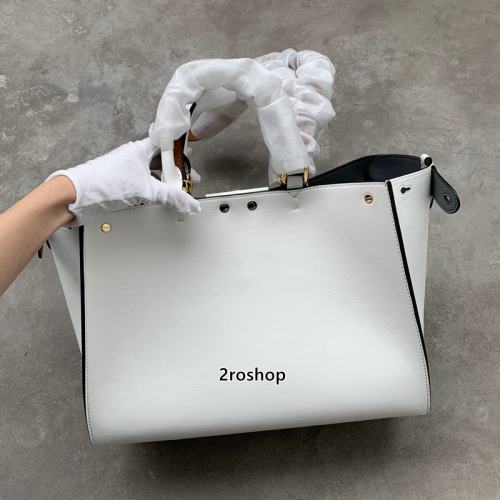 펜디피카부토트백