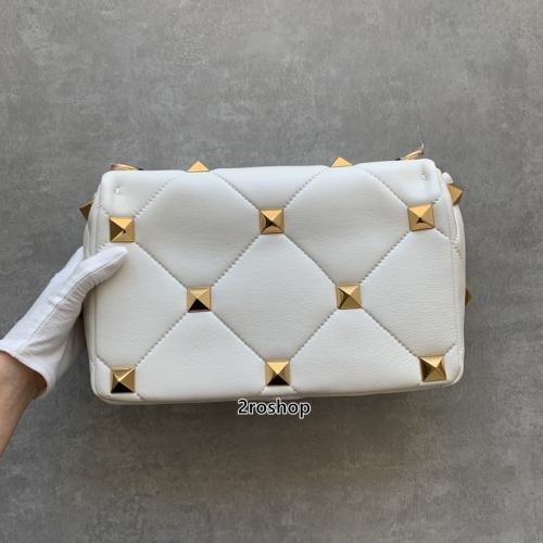 발렌티노플랩백