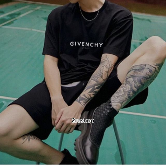 GIVENCHY 티셔츠