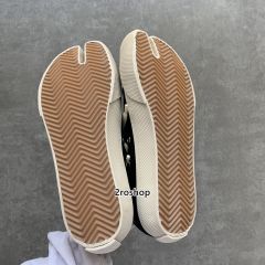 메종마르지엘라스니커즈