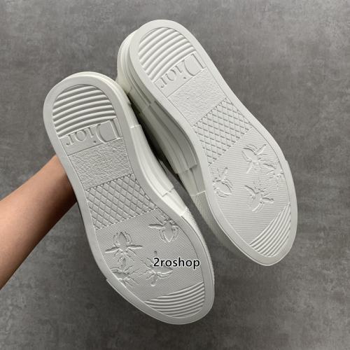 디올스니커즈