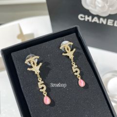 CHANEL 피어싱