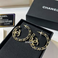 CHANEL 피어싱