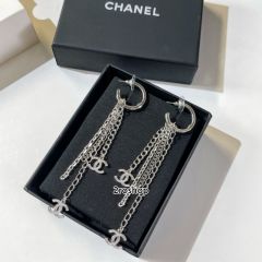 CHANEL 피어싱